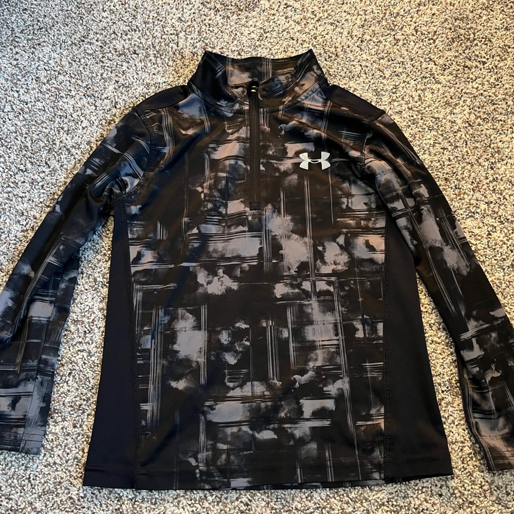 Under Armour Dry-fit Pullover, Size 6